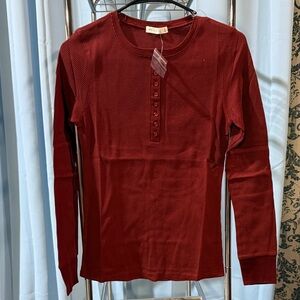 Active Basic Burgundy Buttoned Top